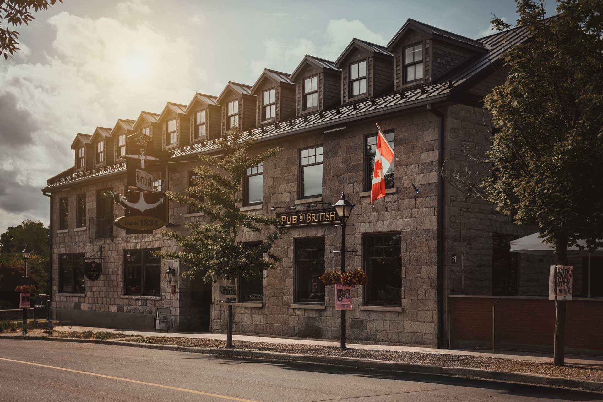 The British Hotel and Pub on rue Principale